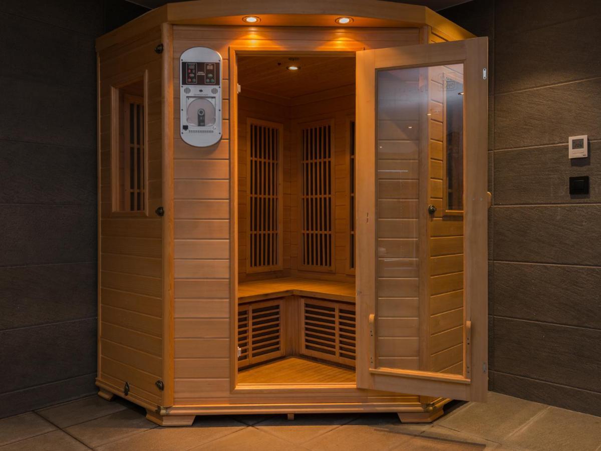Hotel Victoria Lodge By Skinetworks Val d'Isere Bagian luar foto